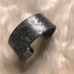 Color By Amber Cuff (bracelet)